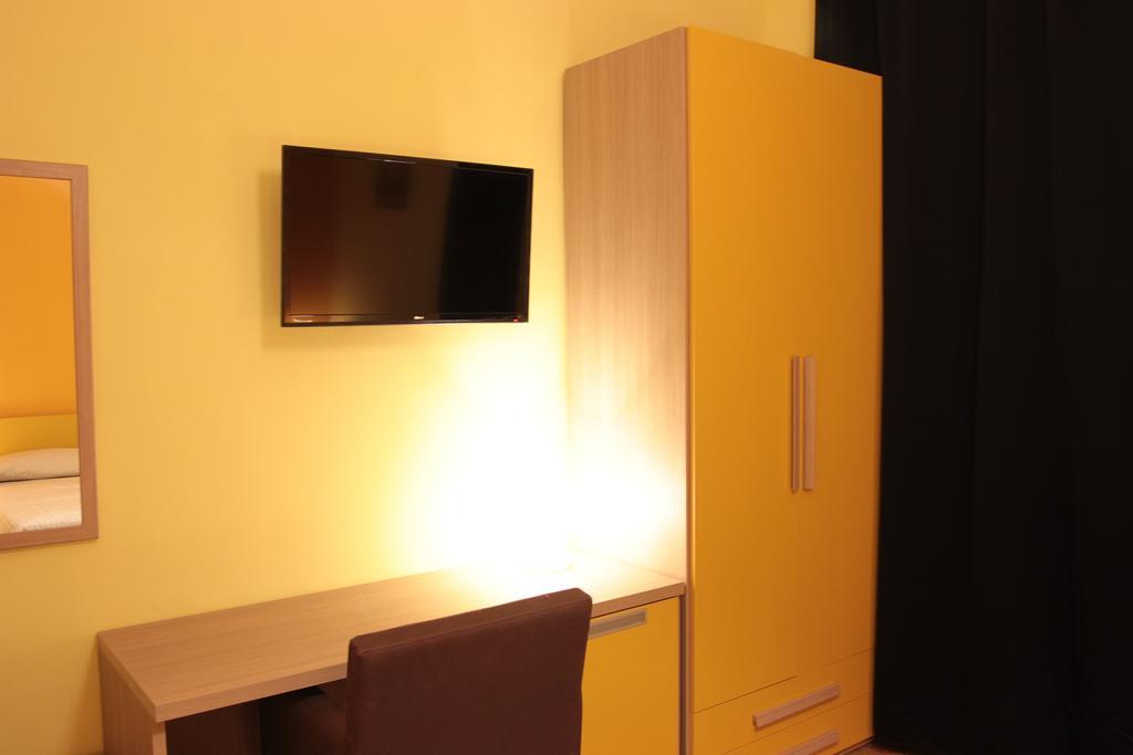 نيكولوسي B&B Fiori Di Lava الغرفة الصورة